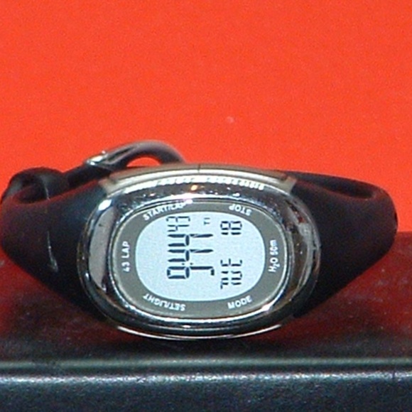 Nike WR0075 Irma Digital Sports Watch - Picture 1 of 6